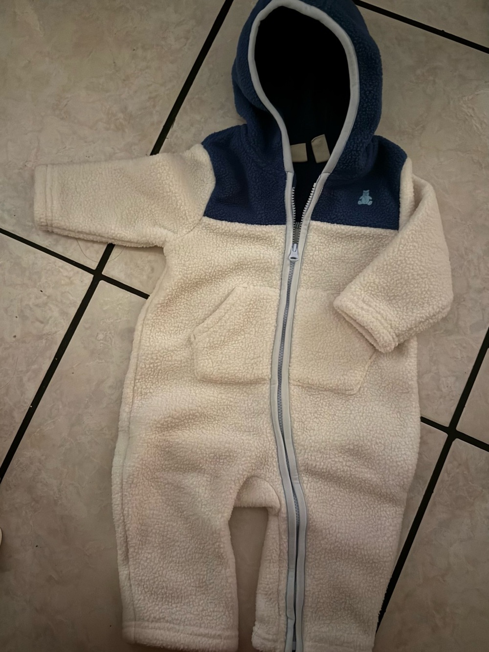 NWOT GAP Cream and Navy Hooded Sherpa One-Piece Romper